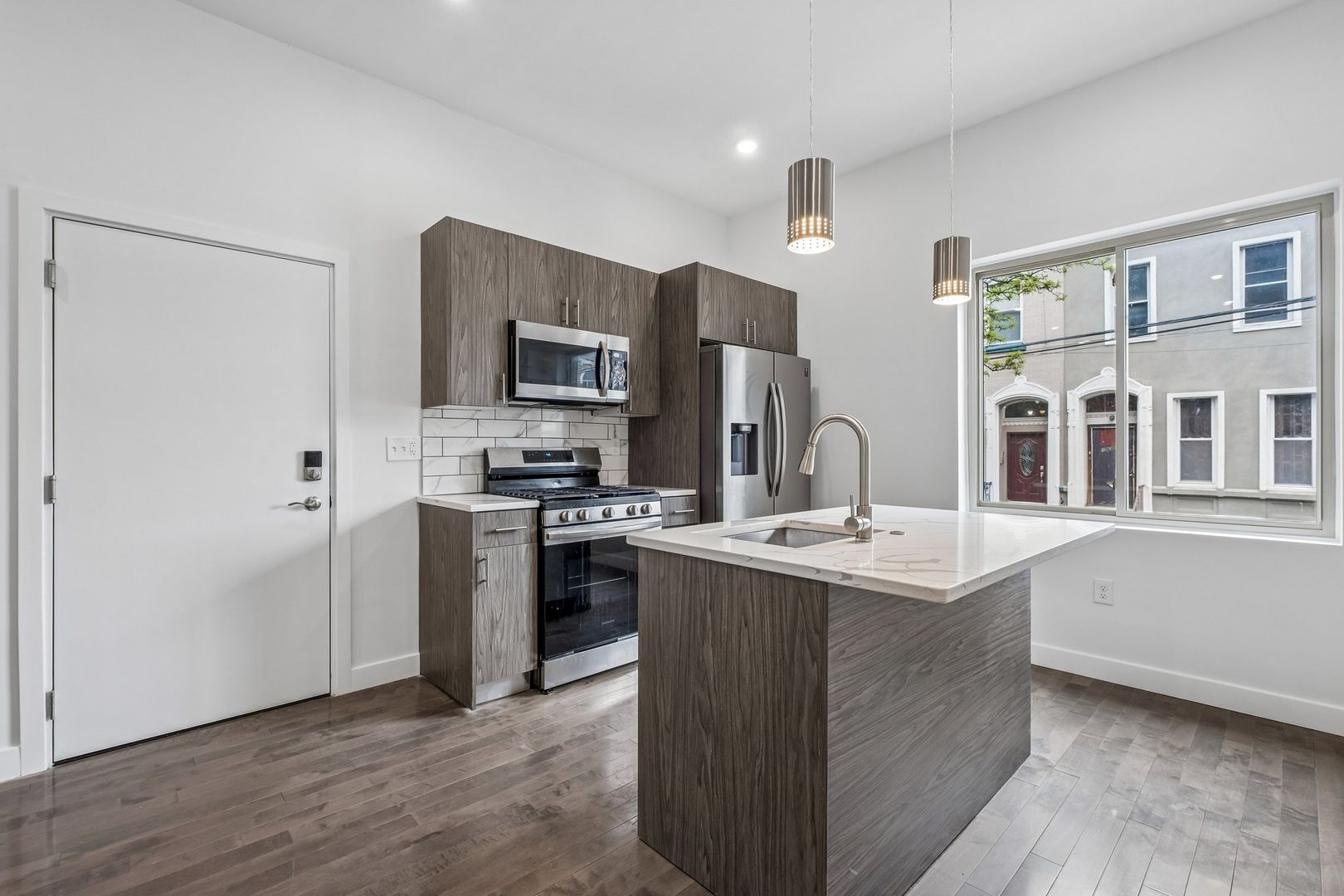 Philadelphia Apartment: 1945 N 7th St