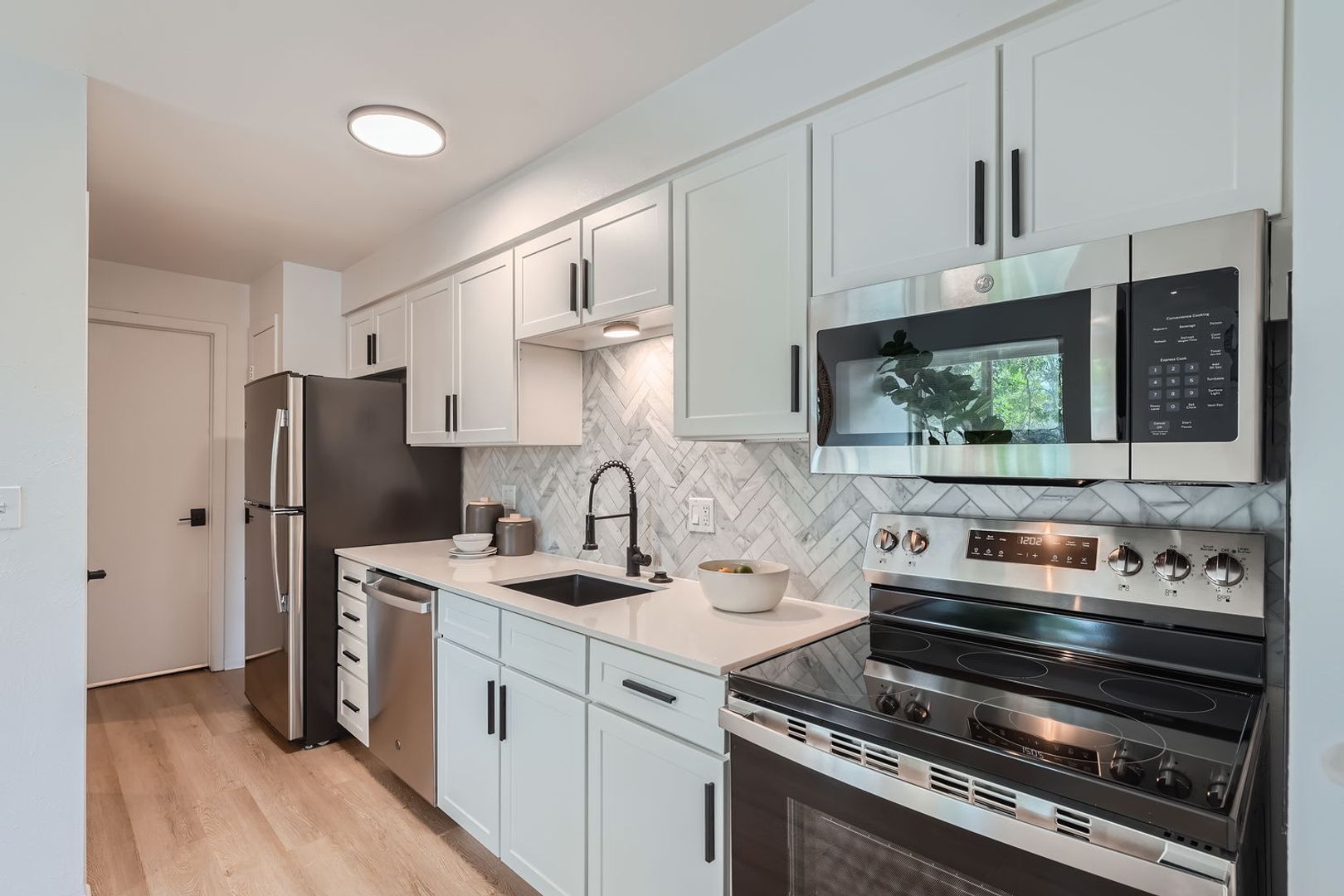 Louisville Apartment: 1722 Garfield Ave