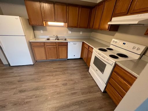 2575 Nicholas Court, D – photo 1