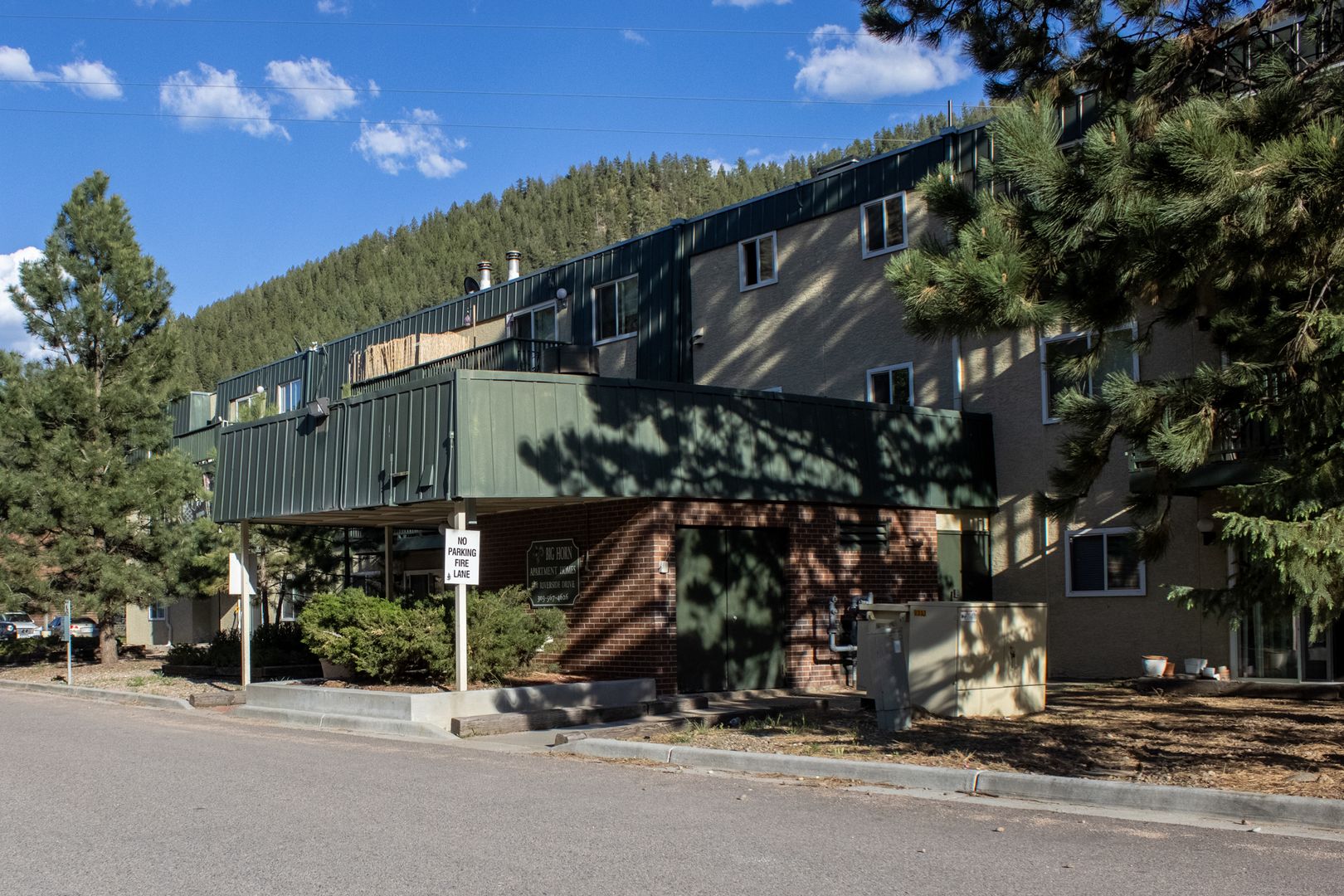 Idaho Springs Apartment: 3201 Riverside Drive