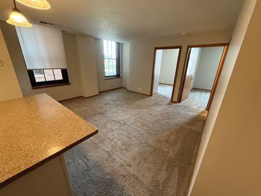 2 bedroom available now! – photo 1