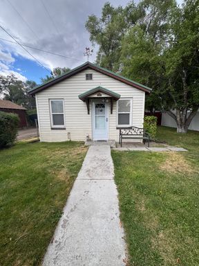 Cute 1 bed/1 bath home in Elko