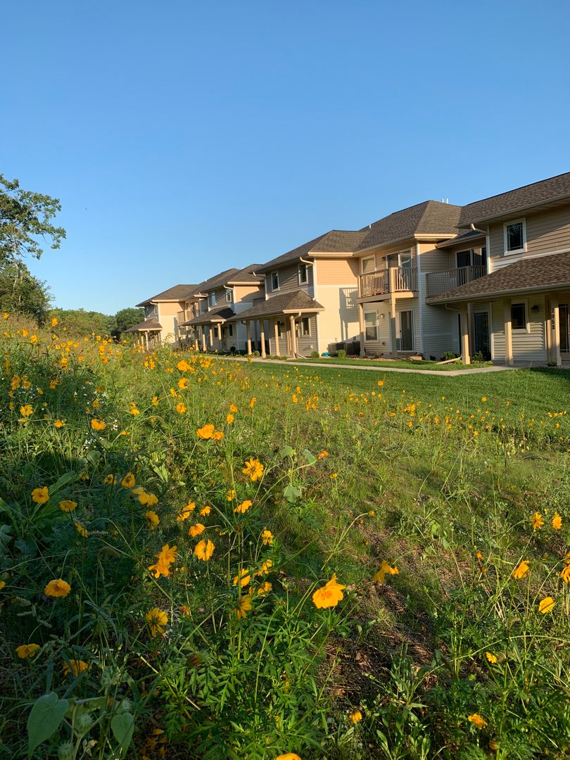 Middleton Apartment: 2862-2864-2866-2868 Pleasant View Rd