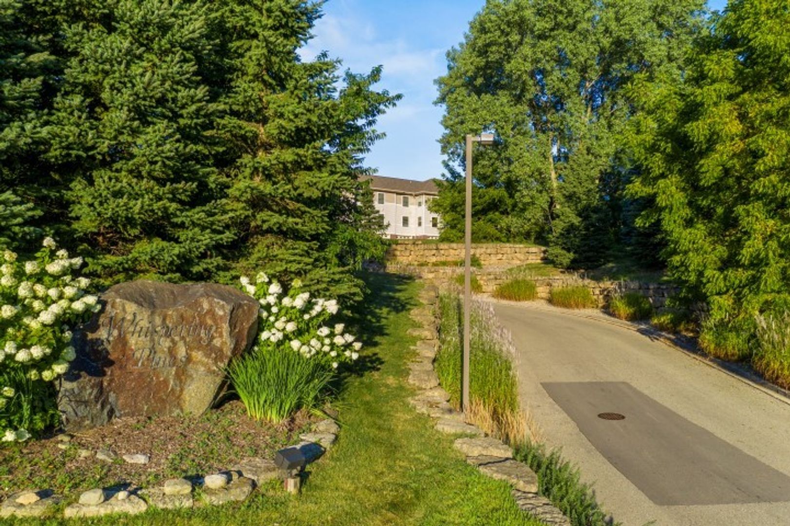 Middleton Apartment: 2892-2894-2896-2898 Pleasant View Rd