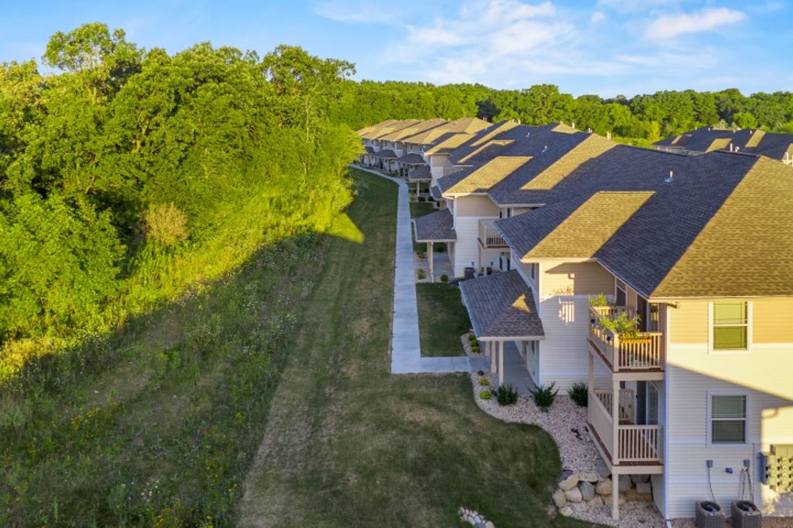 Middleton Apartment: 2882-2884-2886-2888 Pleasant View Rd