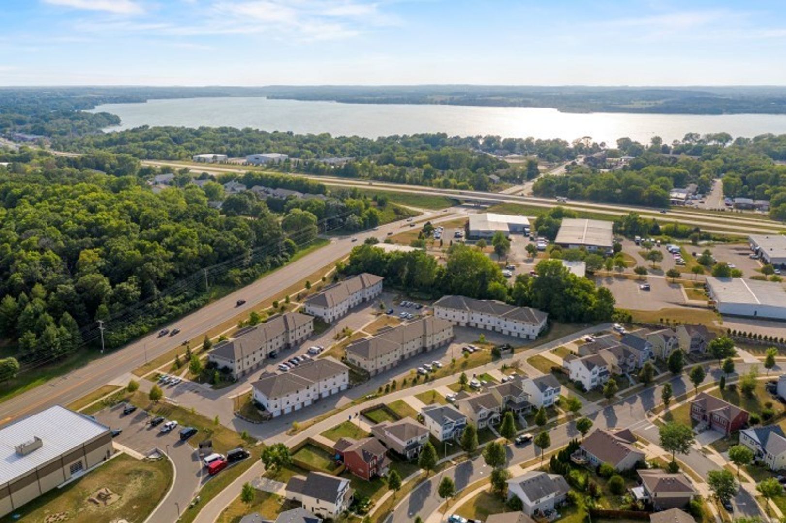 Madison Apartment: 5026-5030 Siggelkow Rd