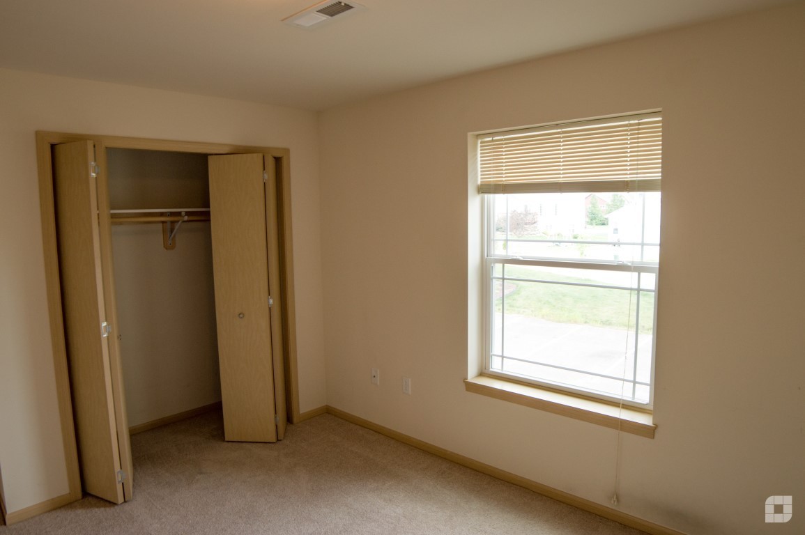 Madison Apartment: 5034-5038-5042 Siggelkow Rd