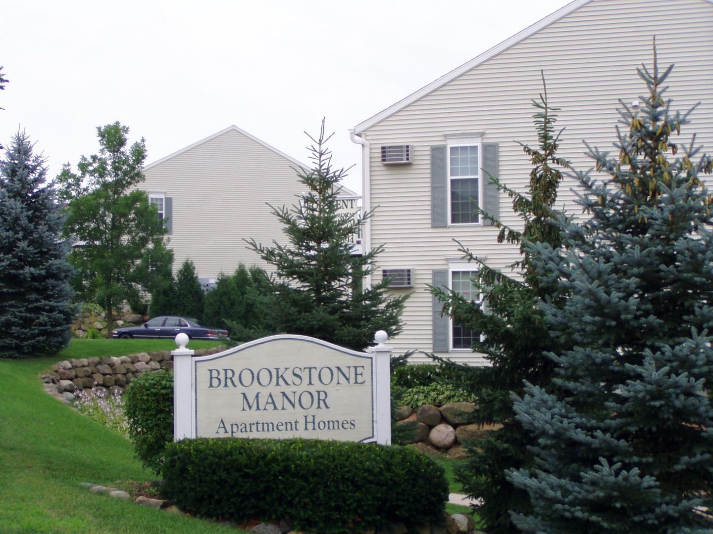 Mount Horeb Apartment: 808 Blue Mounds St