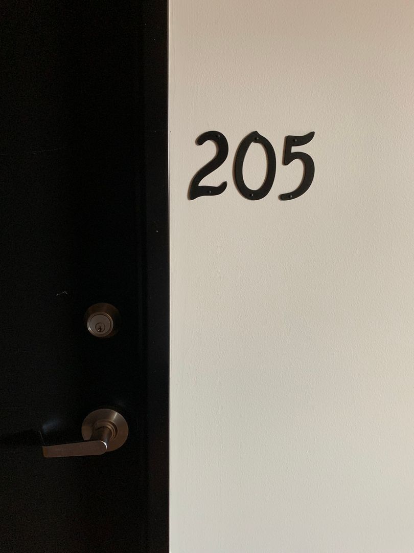 Marion Apartment: 215 East Cherry Street