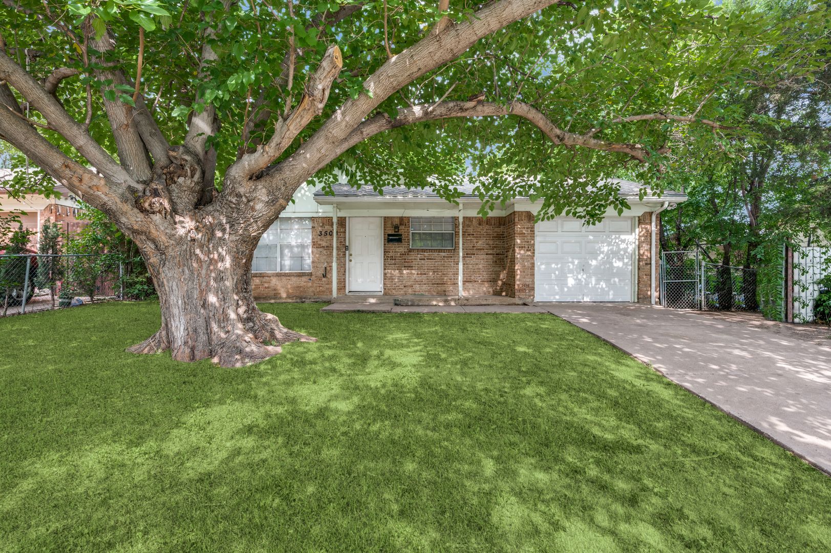 Classic 3 Bedroom Single-Story in Ft. Worth