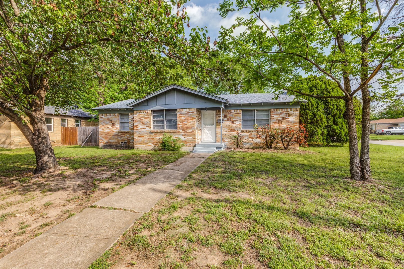 Dallas House: 10125 Muskogee Drive