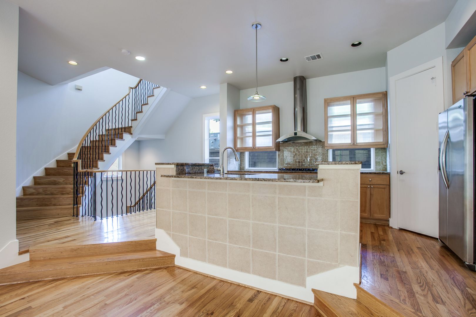 3805 Holland Ave 4 of 12