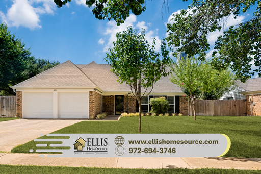 Beautiful 3BR Home Backing to McCormick Park | GCISD | Minutes to DFW Airport – photo 1