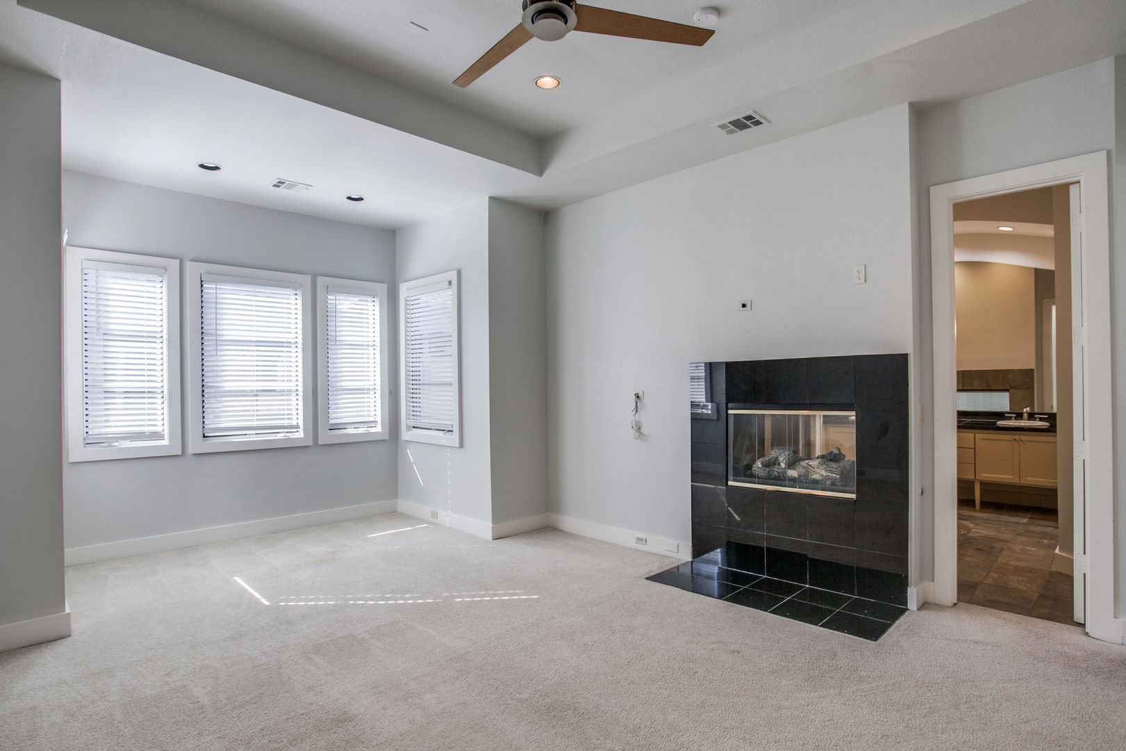 3805 Holland Ave 8 of 12
