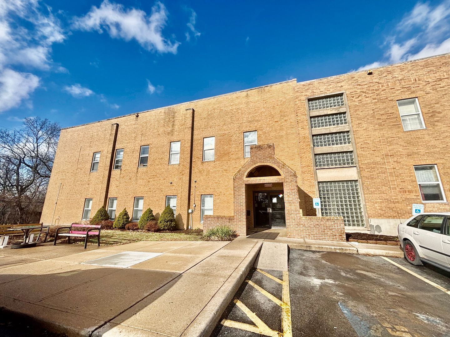 Kansas City Apartment: 4200 Tracy Avenue