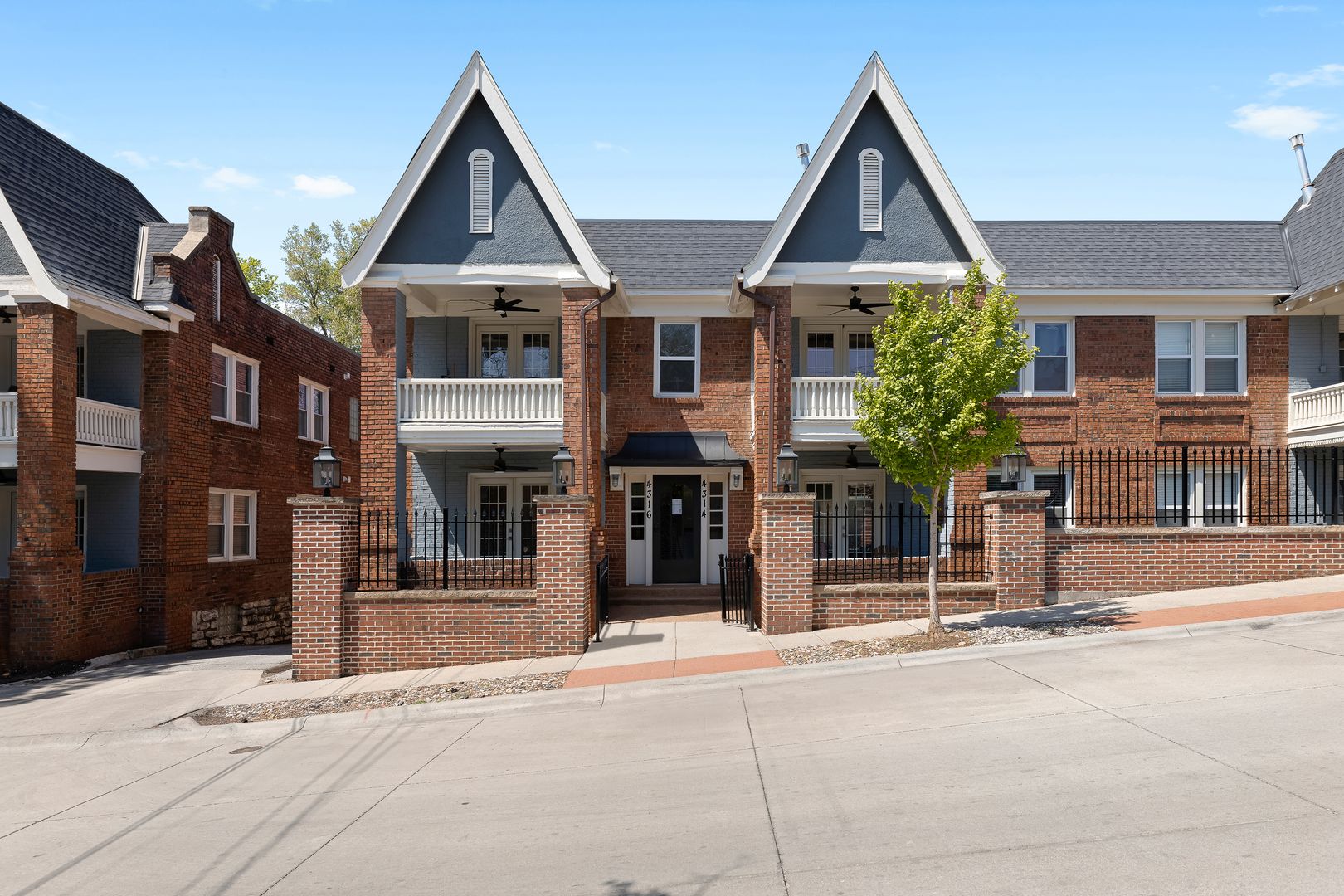 Kansas City Apartment: 4310-4324 Mercier Street