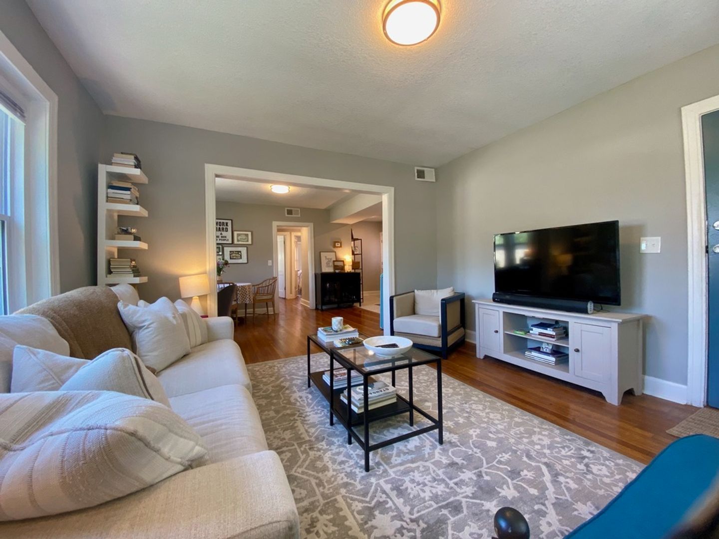 Kansas City Apartment: 5047-5049 Wyandotte Street