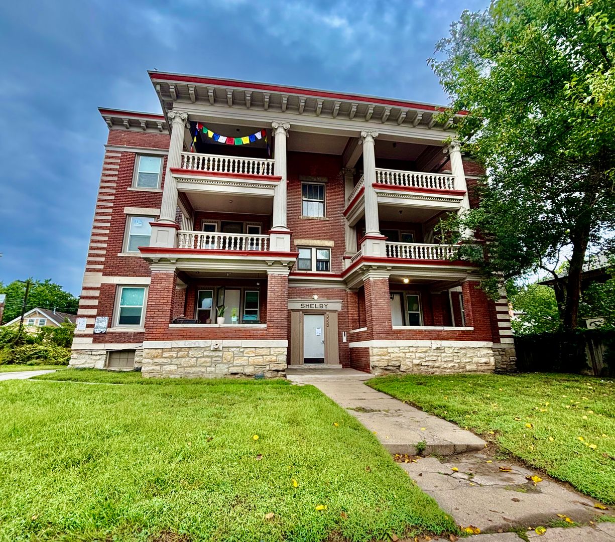 Kansas City Apartment: 3532-3536 Troost Ave.