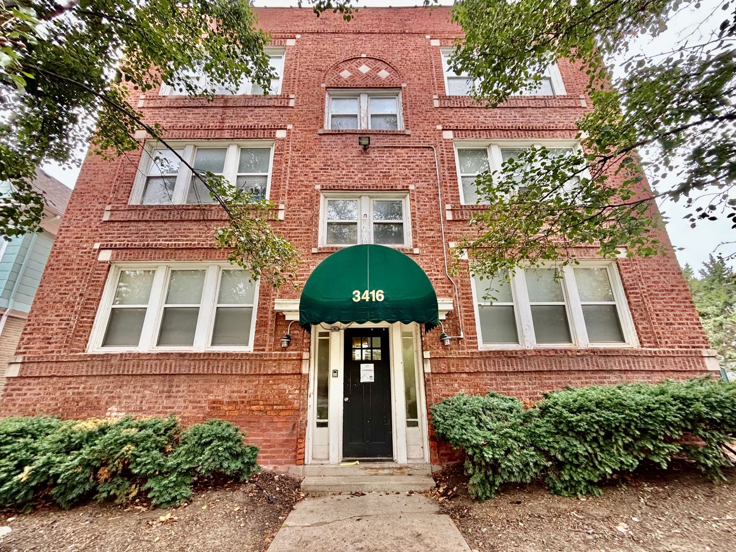 Kansas City Apartment: 3416 Wyandotte St.
