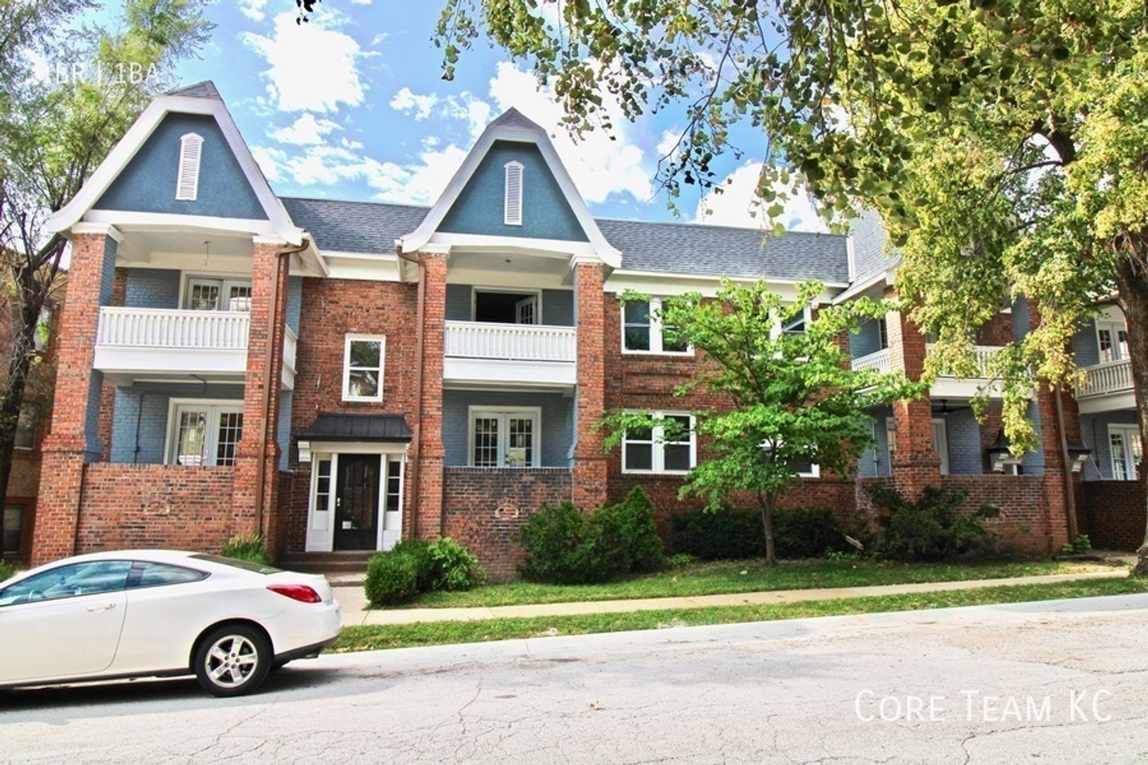 Kansas City Apartment: 4310-4324 Mercier Street