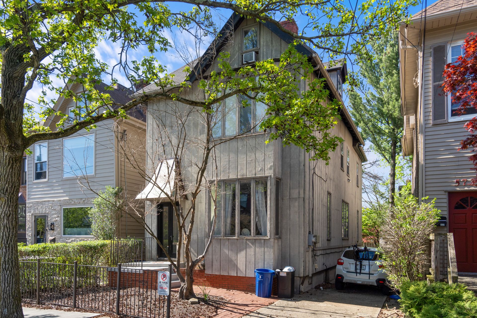5735 Walnut St 2 of 12