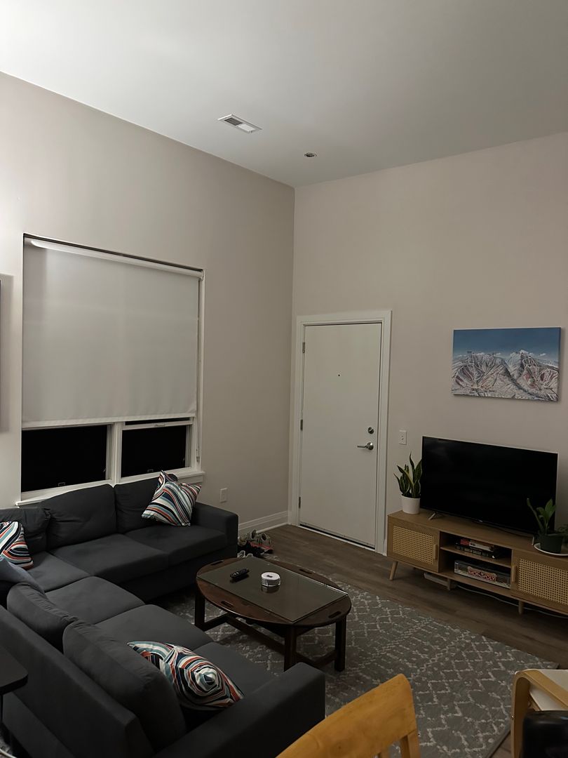 Welcome to Urban Elegance in the Heart of Historic Old City, Philadelphia 6 of 10