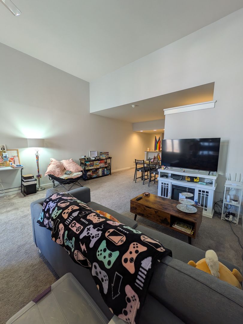 Welcome to Urban Elegance in the Heart of Historic Old City, Philadelphia 8 of 12