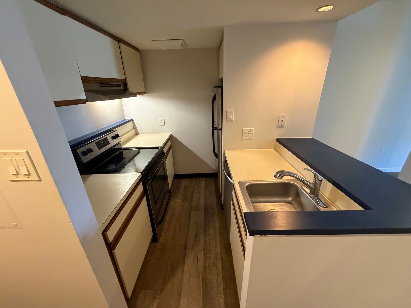 Studio Apartment in Old City, Philadelphia 3 of 12