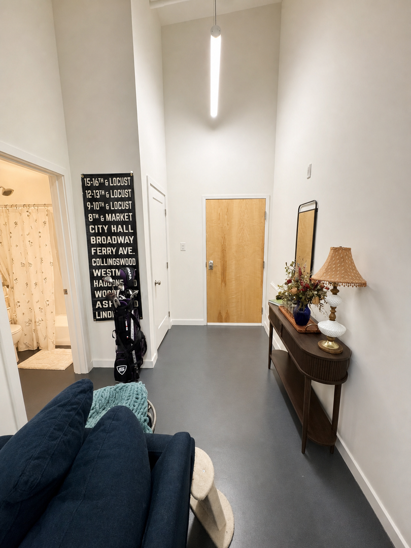 Boutique Loft Apartments located at 1710 N. 5th Street in East Kensington. 5 of 12