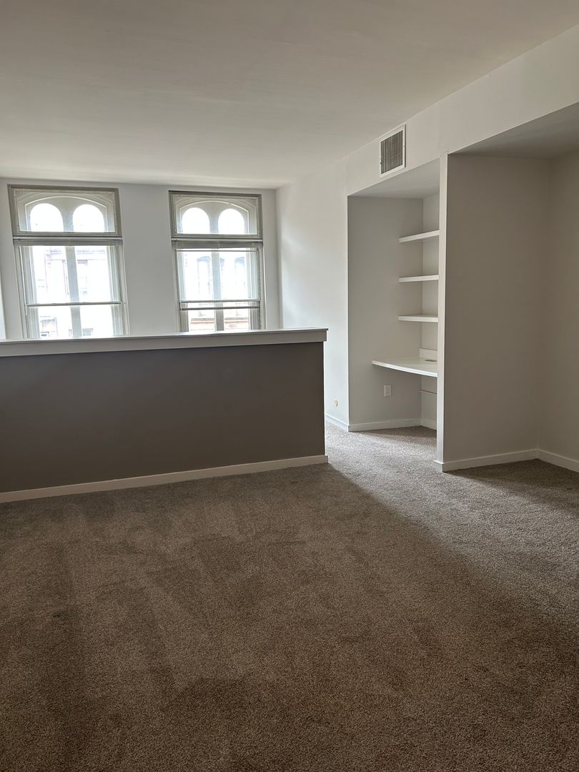 Welcome to Urban Elegance in the Heart of Historic Old City, Philadelphia