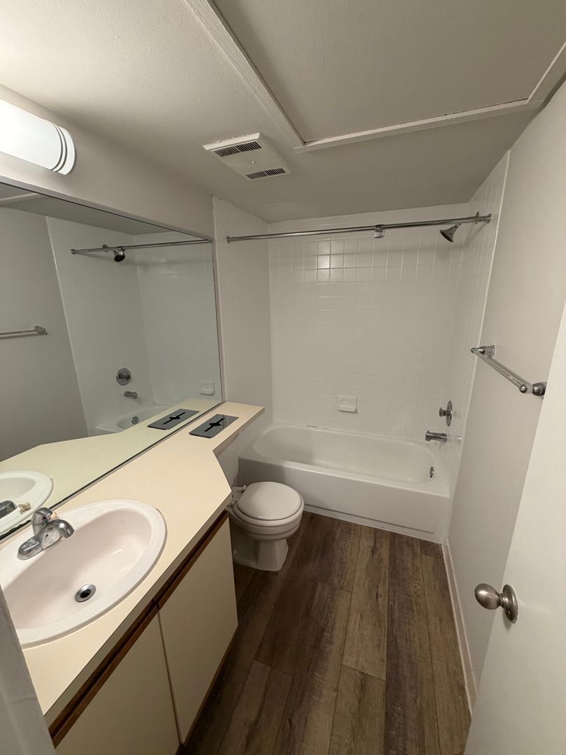Studio Apartment in Old City, Philadelphia 8 of 12