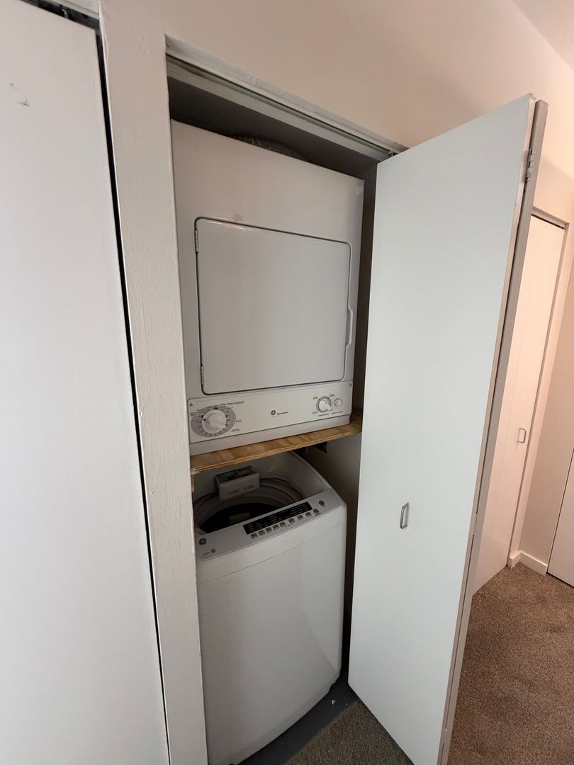 Studio Apartment in Old City, Philadelphia 11 of 12