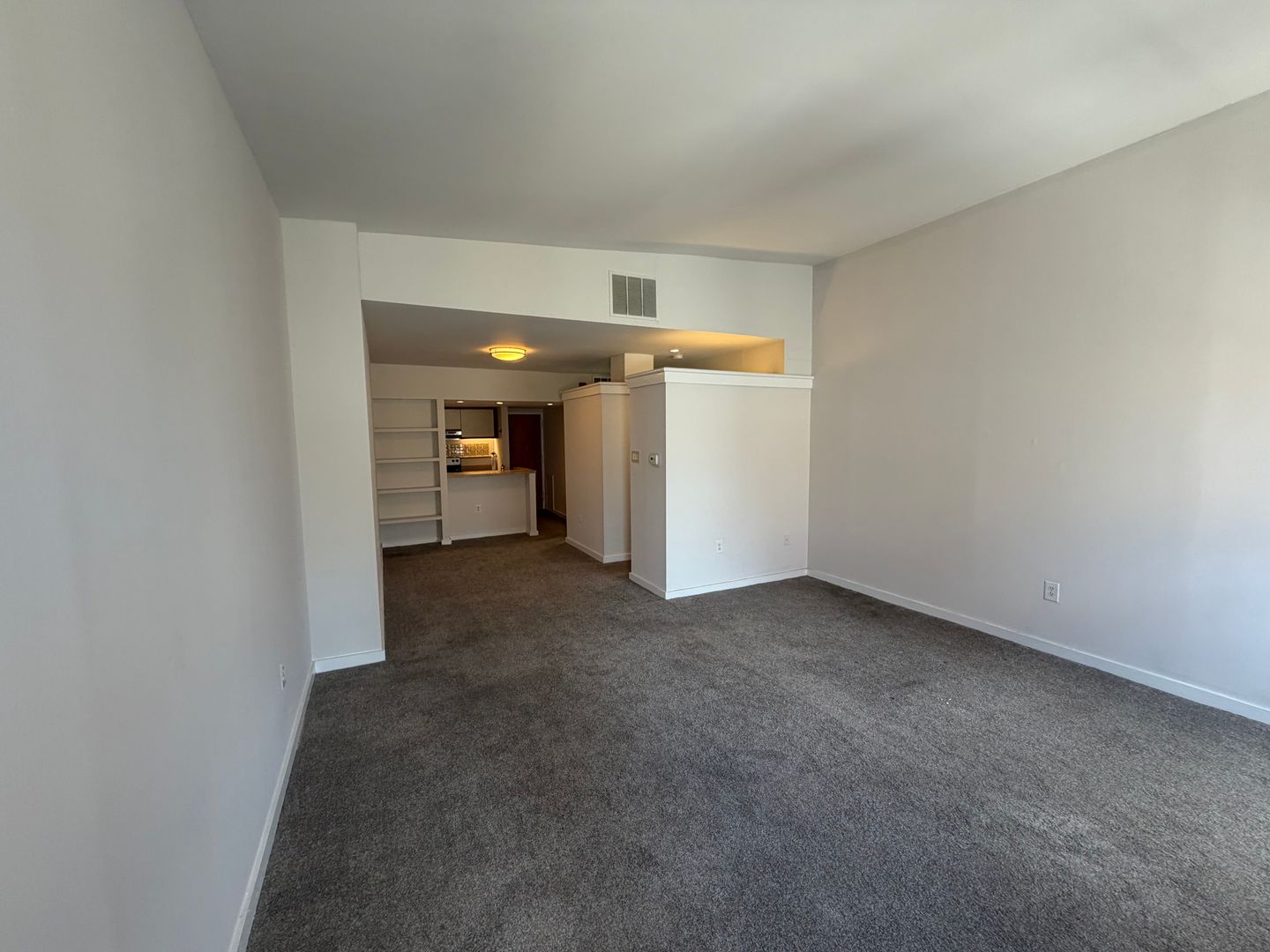 Studio Apartment in Old City, Philadelphia 9 of 12