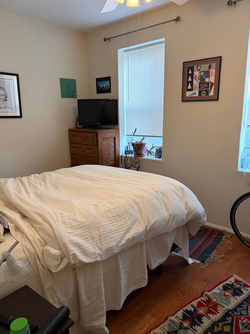 Philadelphia Apartment: 725 S. 4th Street  - #3R