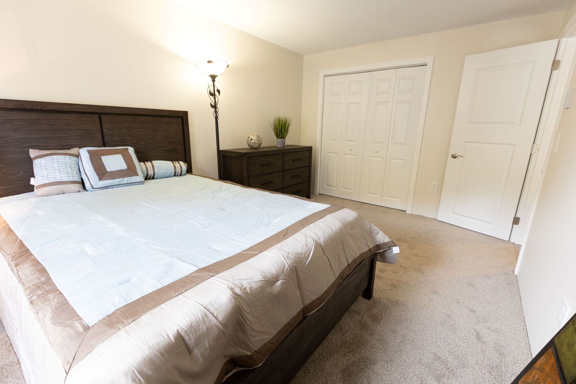 Country Brook Apartments 6 of 12