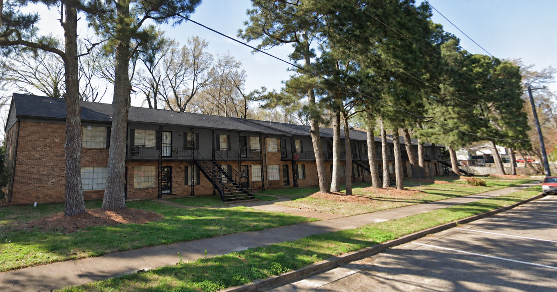 Raleigh Pines Apartments 12 of 13