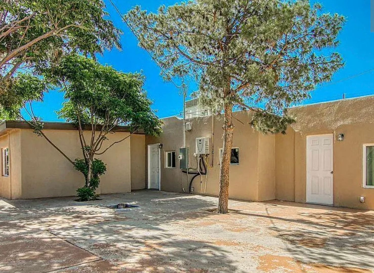 EL PASO House: 221 HADLOCK STREET APT B