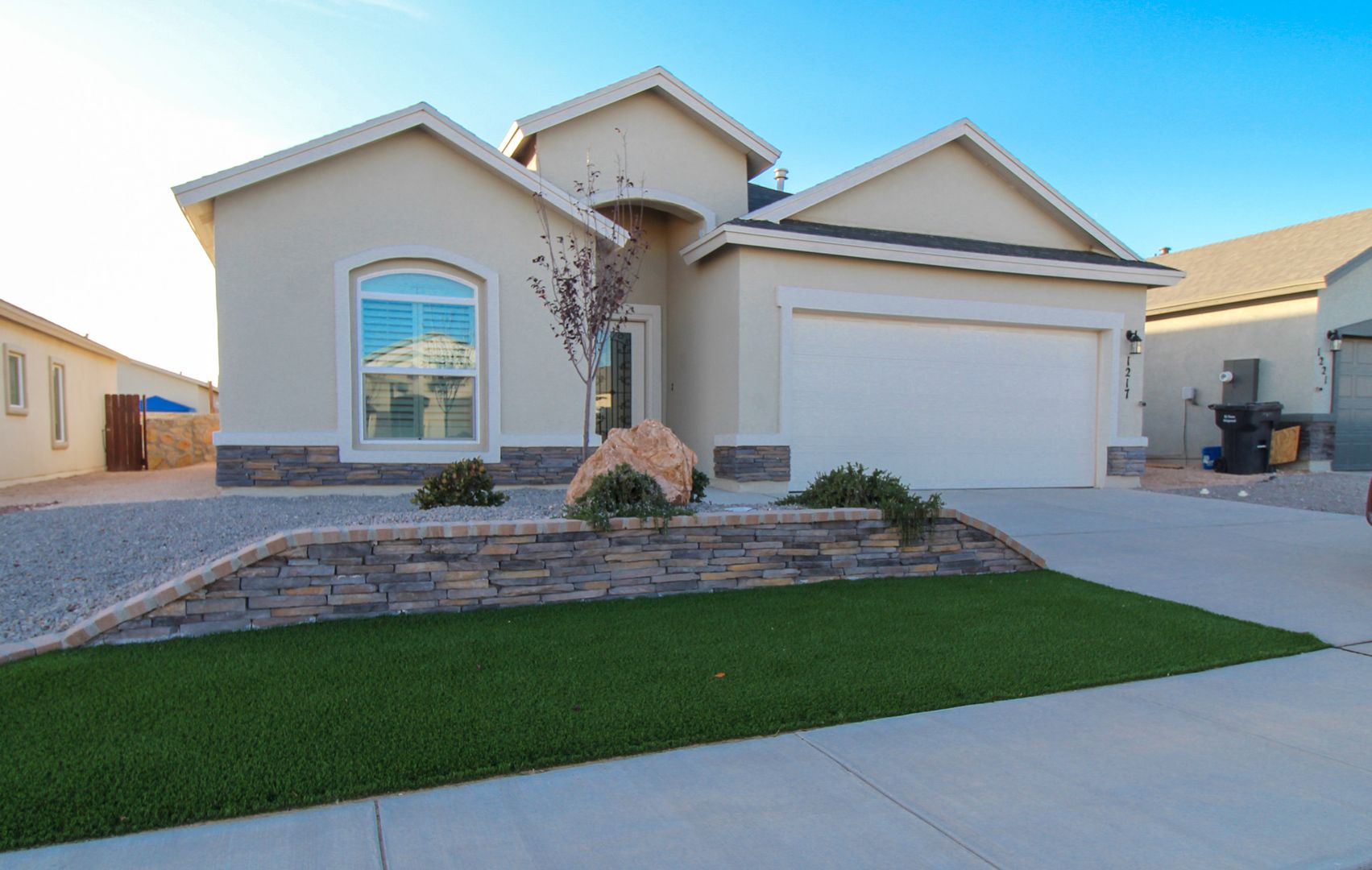 El Paso House: 1217 Golden Summer Pl