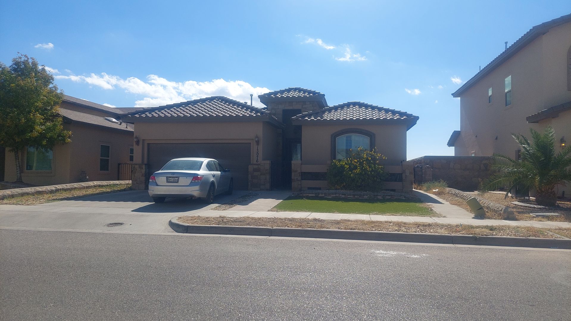 El Paso House: 13076