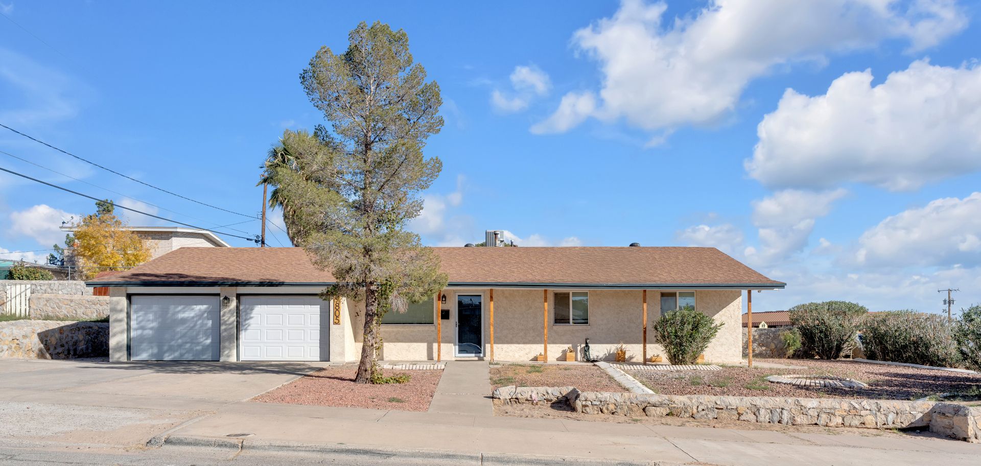 El Paso House: 9805 Sugarberry