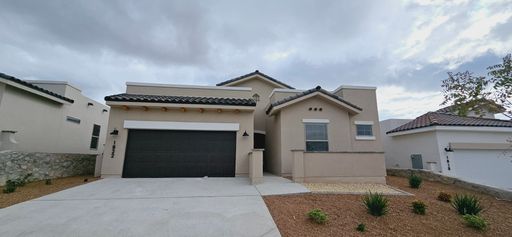Stunning 4 bedroom, 2.5 bath home in West EL Paso! Special! Application or Admin Fee! – photo 1