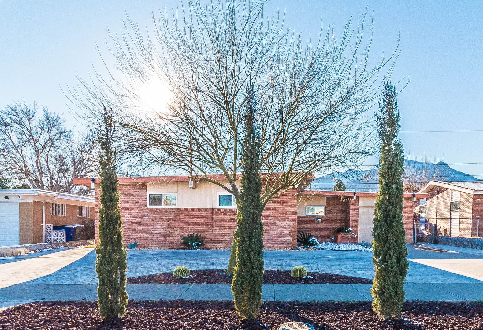 El Paso House: 10037 Kenworthy