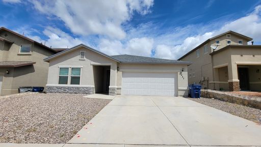 Stunning 3 bedroom, 2.5 bathroom in West El Paso! – photo 1