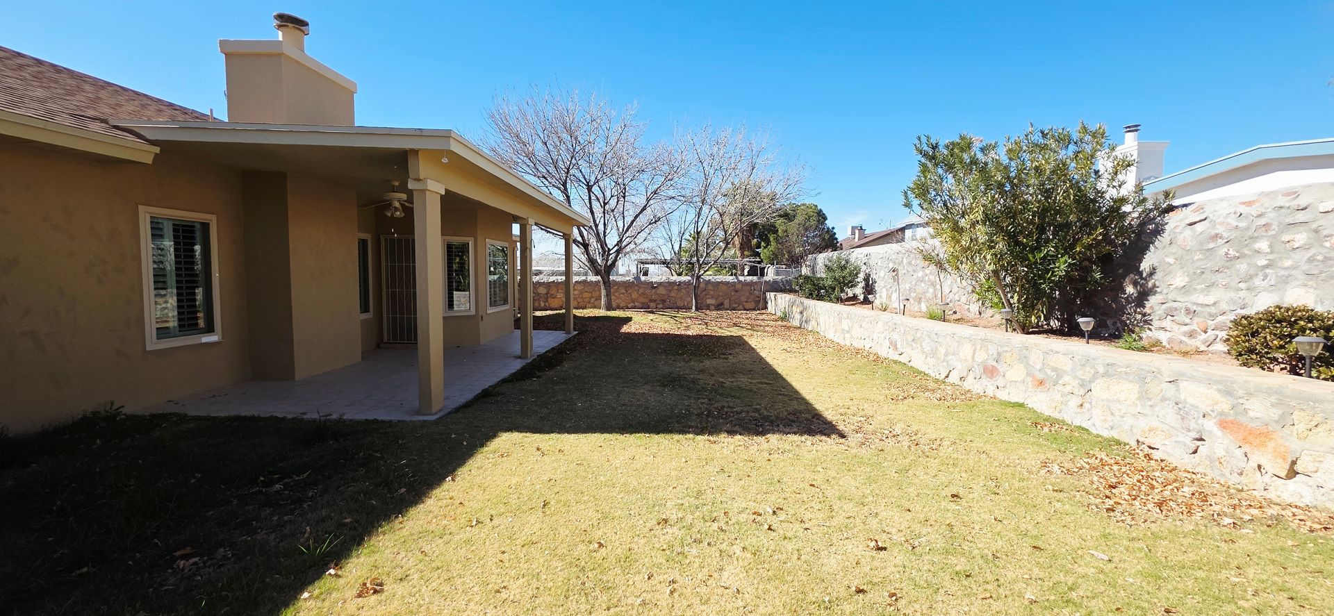 El Paso House: 1365 Desert Canyon