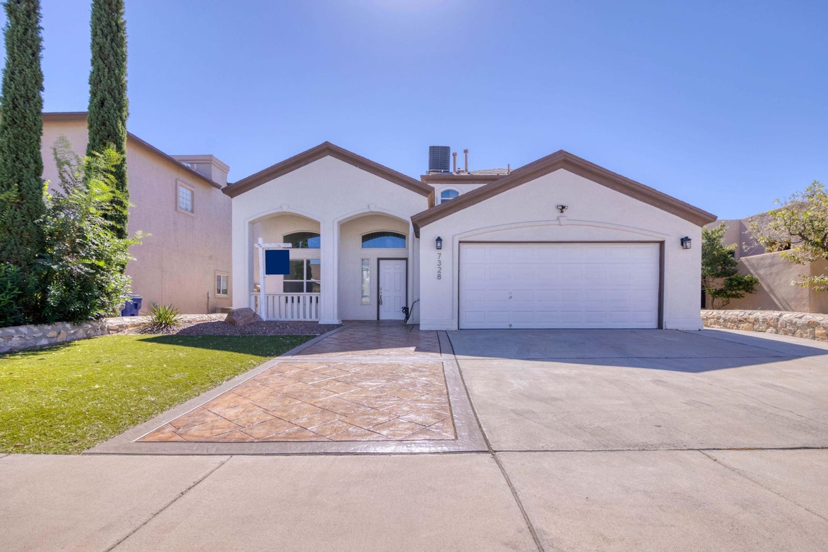 El Paso House: 7328 Corona Del Sol