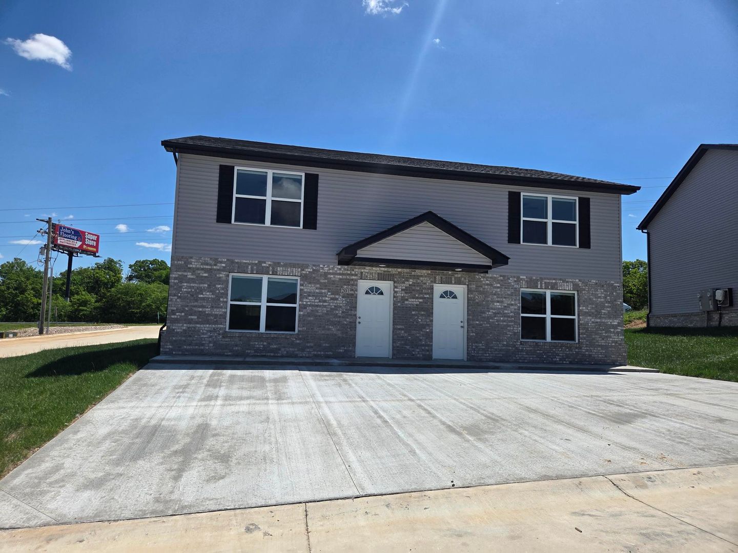 Sullivan Apartment: 101 Fern Hollow Drive
