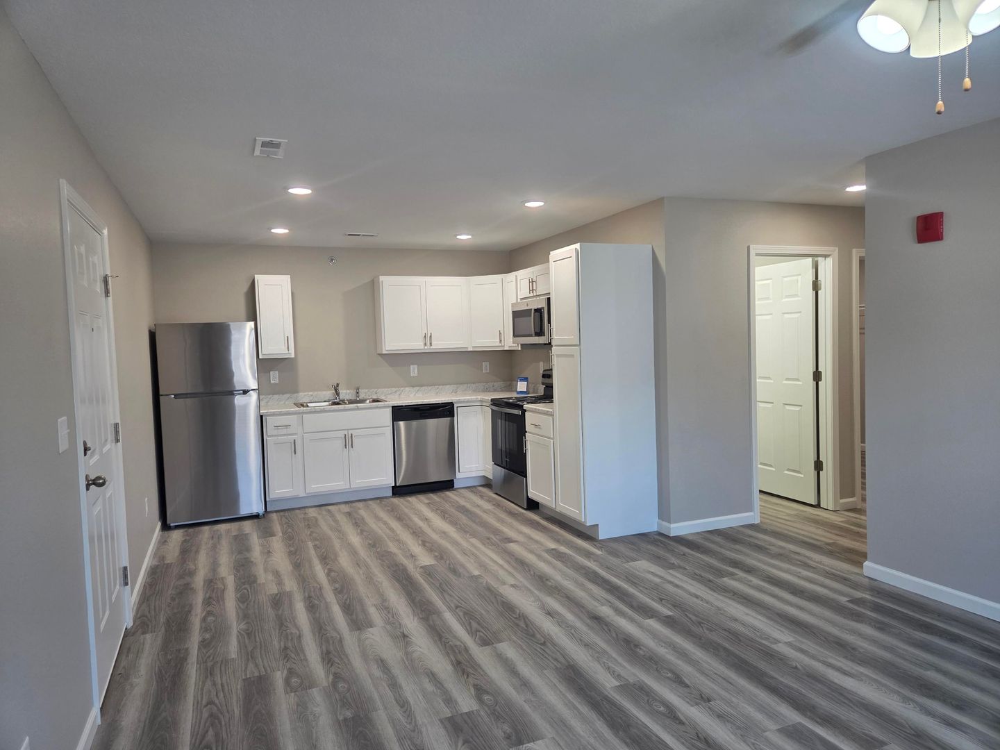 Sullivan Apartment: 101 Fern Hollow Drive