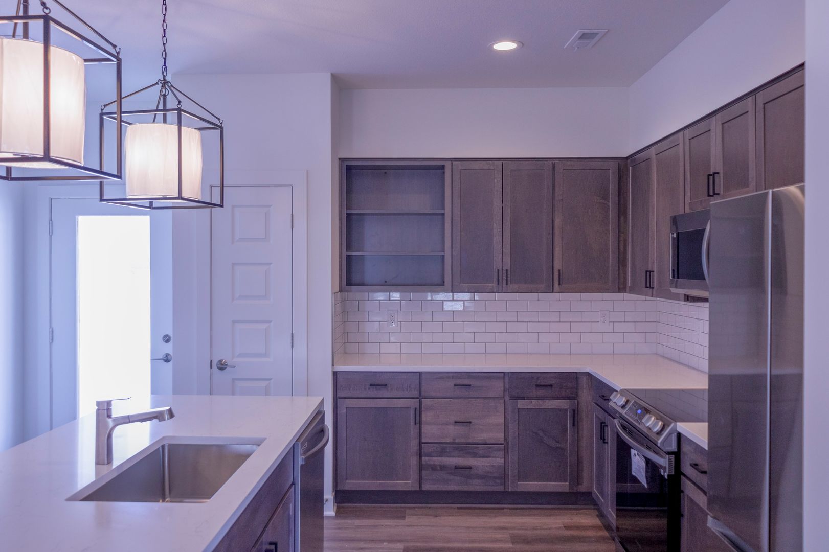 Spring Hill House: 19637 200th St