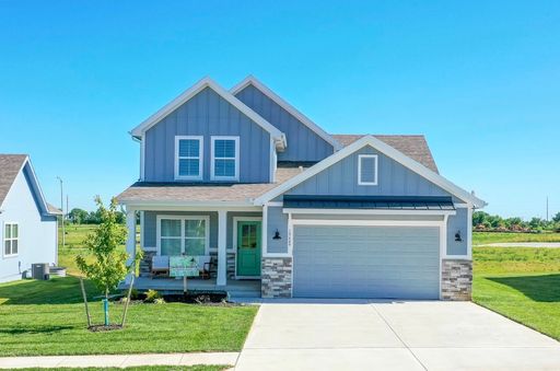4 Bedroom 3.5 Bathroom Home!