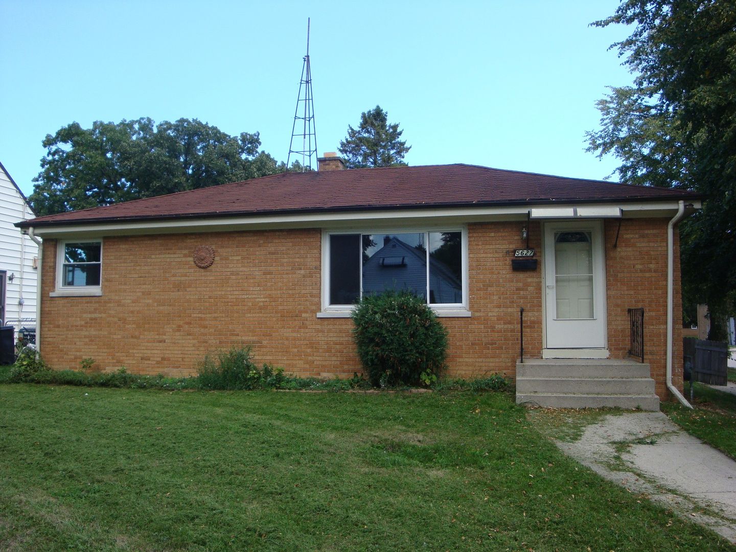 Kenosha House: 5627 41st Avenue
